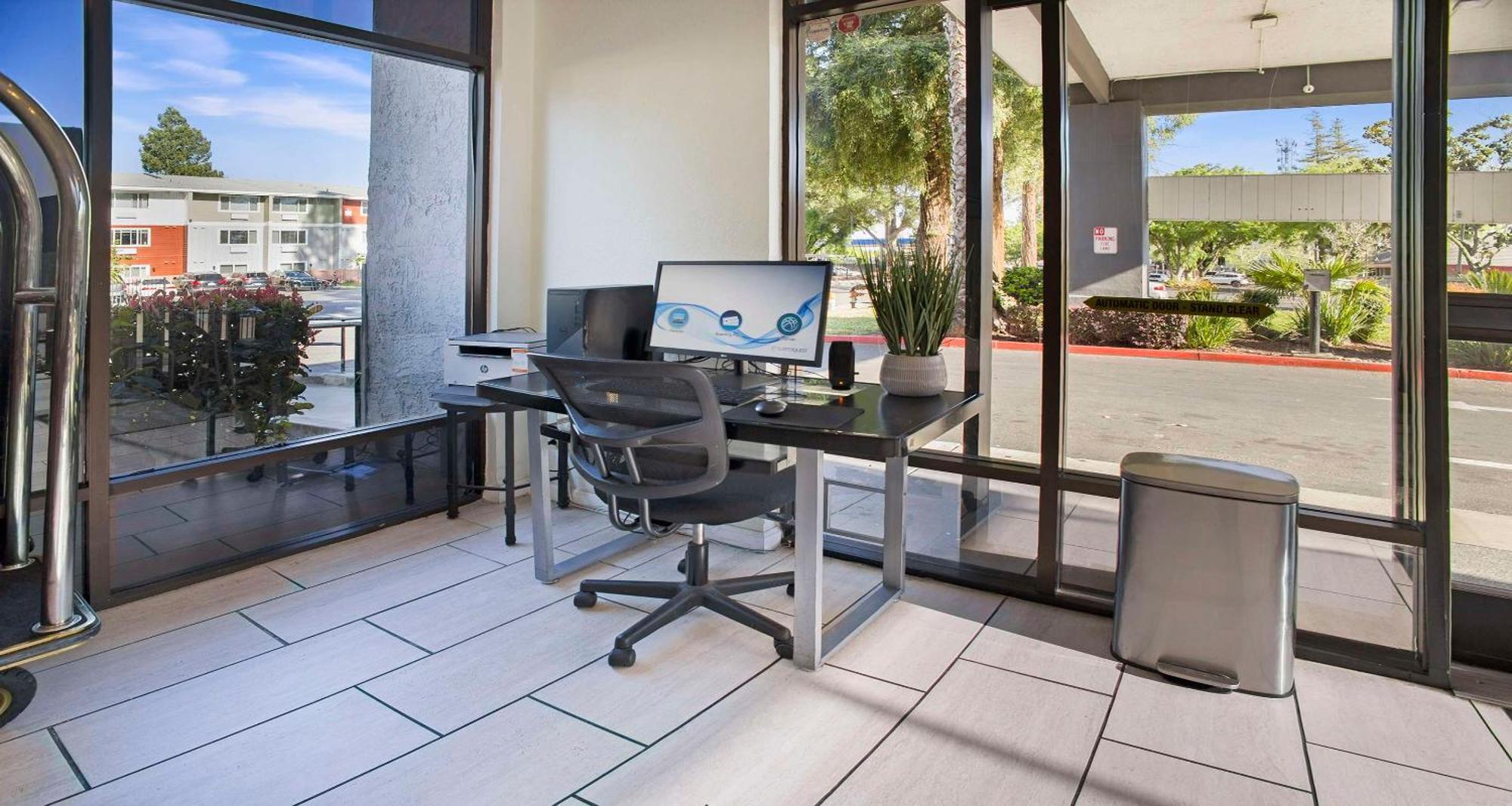Surestay Plus Hotel By Best Western Sacramento North Exterior foto